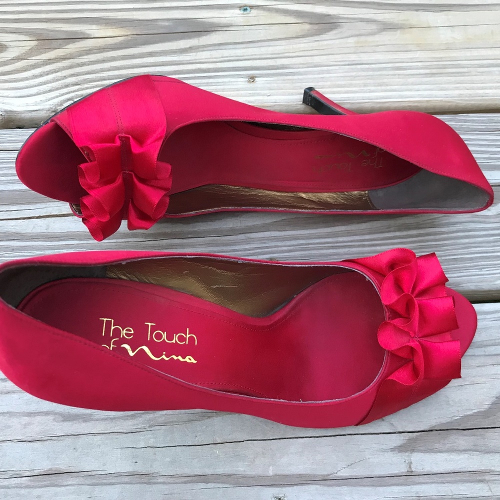 Nina Heels The Touch of Nina Women Red Fencel Pump - Picture 1 of 8